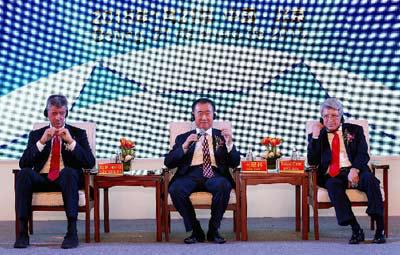 文体艺苑:万达4500万欧元参股西甲豪门_共产