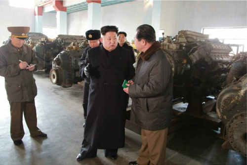 金正恩视察朝鲜海军部队工厂提出现代化任务（图）