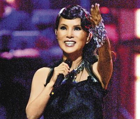 黄莺莺小巨蛋演唱会门票抢手 宣布将加开一场_综艺_央视网(cctv.com)