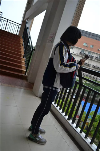 C024 《笑缘生活》厦门外国语学校湖里分校 邝