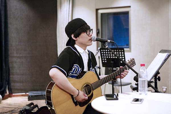 李琦巡演彩排视频公开 唱到清晨习惯美国时间