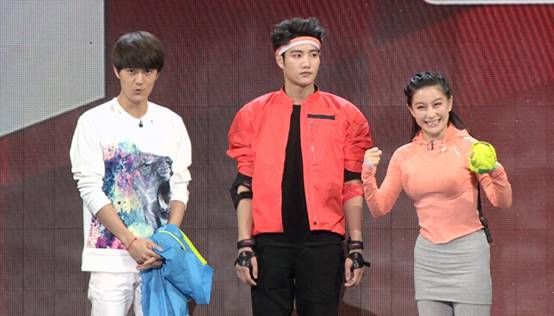 《中韩时尚王》真人秀抢眼 为跑男设计队服_