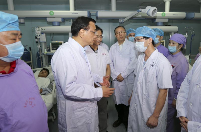 小孩(一周岁)腋下量体温37度.算发烧吗?