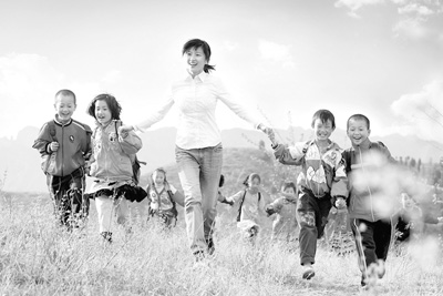 为孩子的灵魂打上亮色:春风化雨 润泽童心