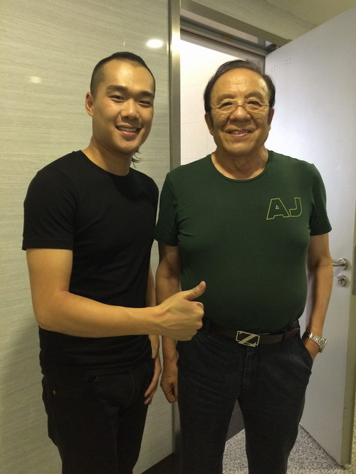 耿斯汉老歌新唱《啊，朋友再见》唱出豪迈情怀_综艺_央视网(cctv.com)