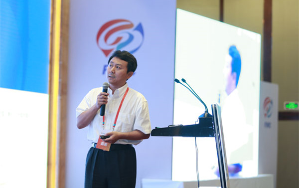 中国社科院新闻与传播研究所世界传媒研究中心主任姜飞发表主题演讲。