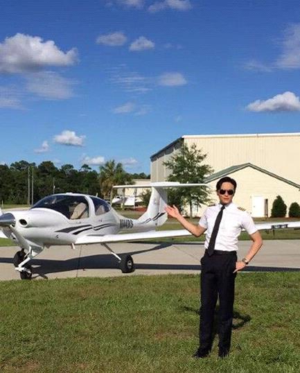 《冲上云霄》首播获高收视 张智霖吸睛领衔飞