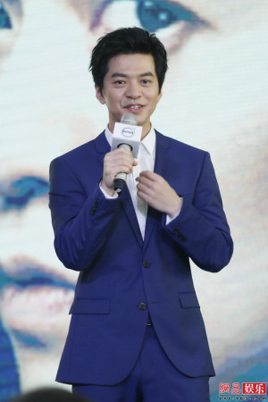 李健巡演在即9月开唱 批乐坛缺乏好作品_综艺