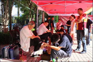 擦鞋最高境界:擦鞋仔酷炫擦鞋39式亮瞎眼