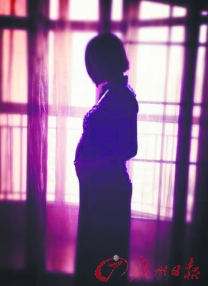 刘璇孕照 图片来源:广州日报