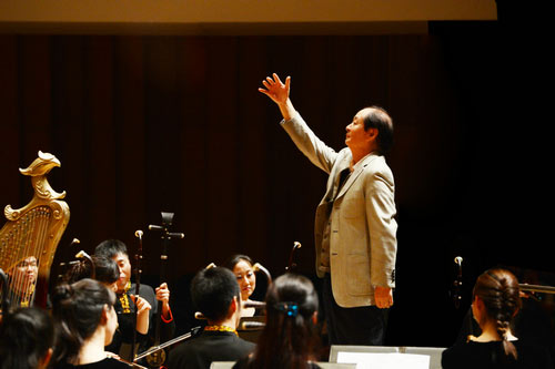 《人物》为时代而歌 赵季平_科教_央视网(cctv.com)