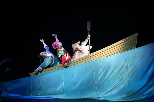 中国儿艺《成语魔方二》国庆首演 轻松幽默演