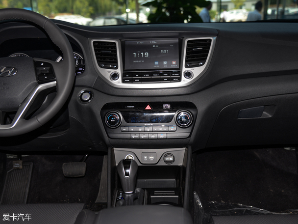 同价位异品类 现代索纳塔九VS全新途胜