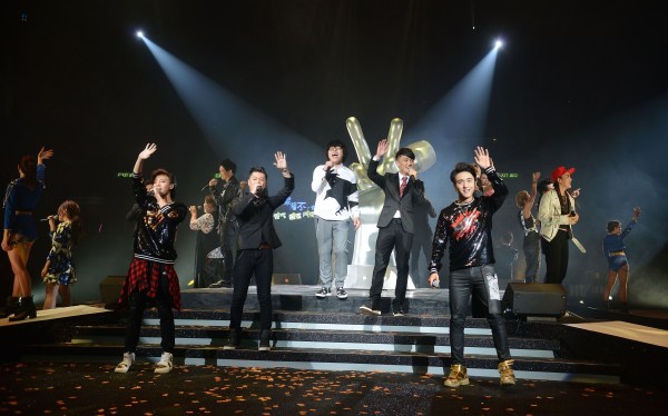 中国好声音香港演唱会落幕 四季好声音齐聚_综