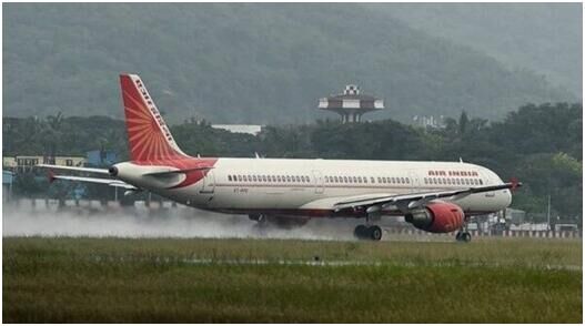 印度航空一名地勤人员被吸进飞机引擎惨死_