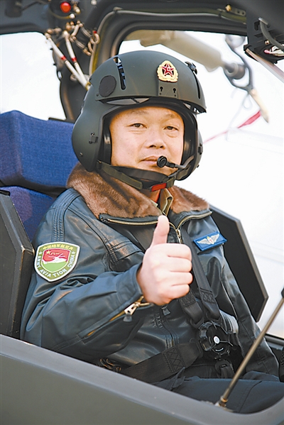 领飞战鹰搏长空_军事频道_央视网(cctv.com)