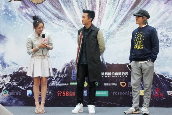 周星驰新作《美人鱼》走进杭州 邓超称角色似
