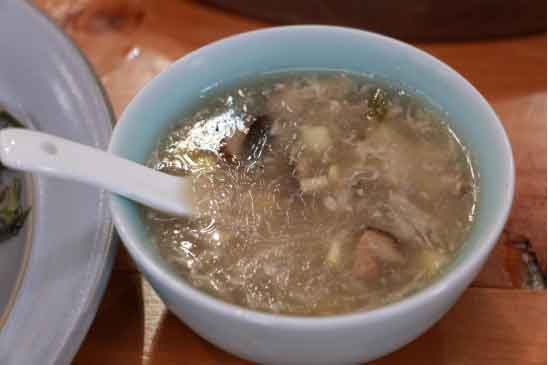 龙井,牡丹,你妈喊你俩回家吃饭啦!