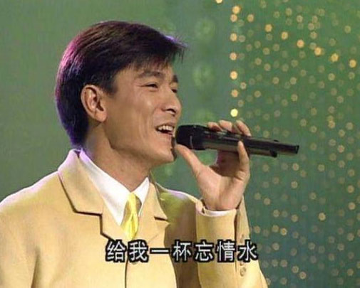 【盘点】33年春晚记忆里的那些经典人物_春节