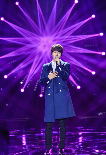 《歌手4》惊爆大冷门 他竟打败了李玟黄致列_