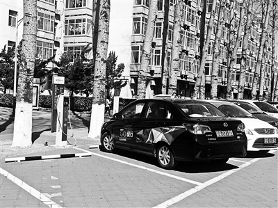 新能源汽车高校租赁走红：159元日租金引学生兜风潮