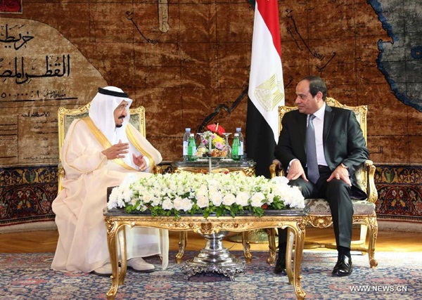يقوم العاهل السعودي بزيارة لمصر تستغرق خمسة أيام بدأها الخميس الماضي