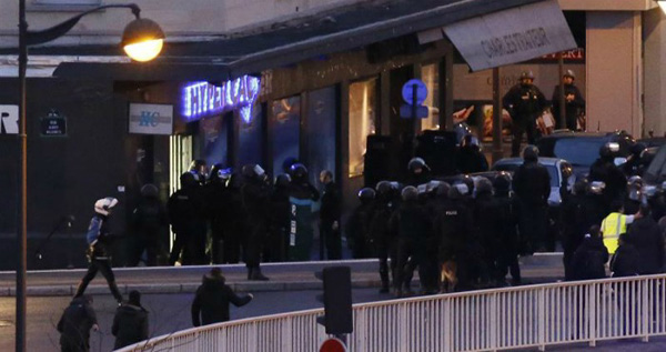Espa&ntilde;a arresta a un hombre que suministr&oacute; armas para atentar en la capital francesa