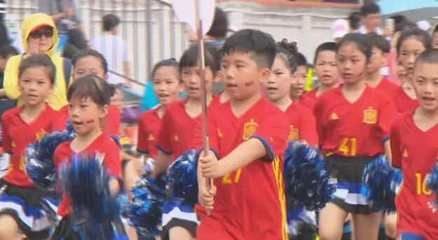 园南小学举办足球文化节 让足球精神助力孩子