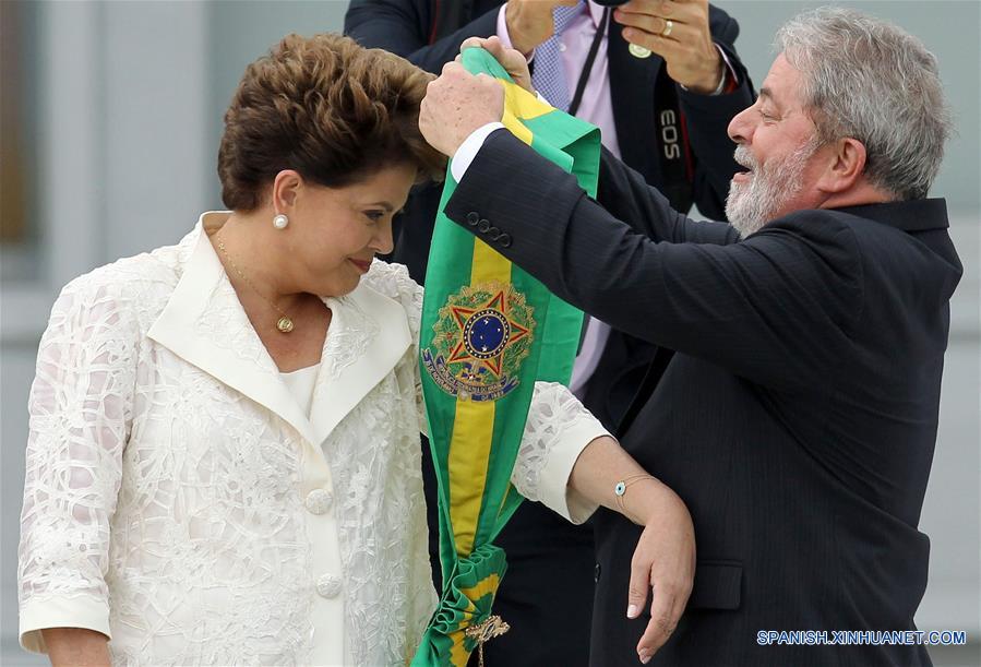 Senado de Brasil abre juicio político contra presidenta Dilma Rousseff ...