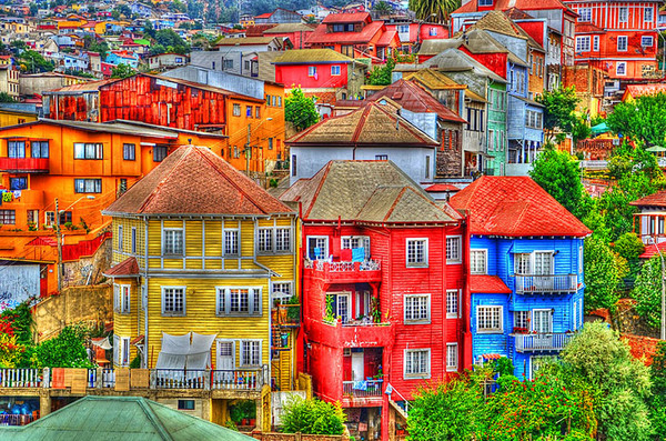 [组图]到彩色村 感受色彩缤纷的童话世界