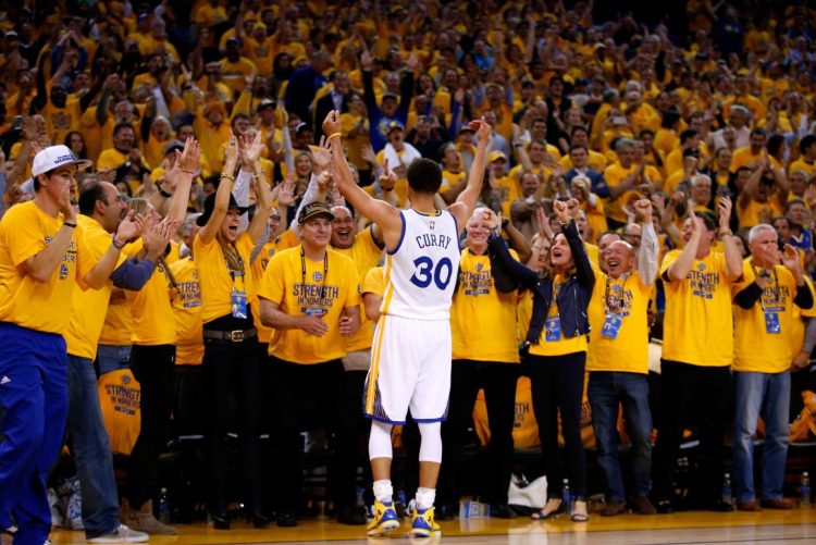 NBA: Curry no jugar&aacute; para EEUU en R&iacute;o 2016 (Foto de archivo)