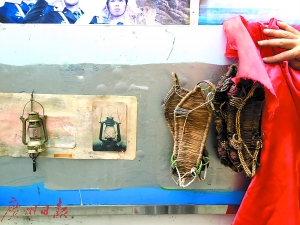 草鞋、斗笠、小马灯:老党员办墙报为党庆生_新