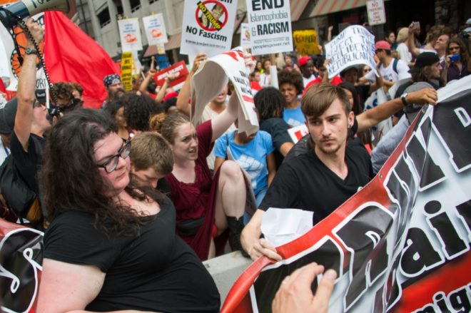 Manifestation contre la nomination de Donald T