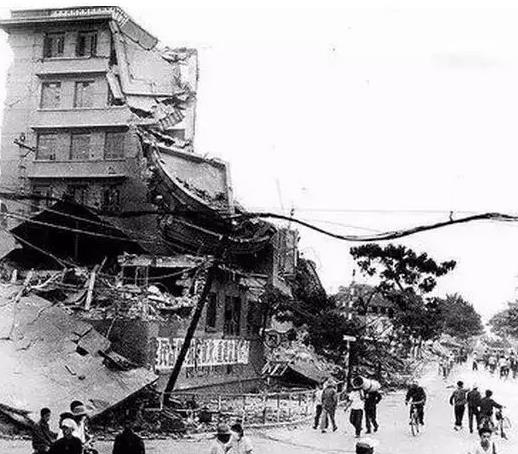 ҹ������ʮ���룬��ʮ�꣬һ���ǣ�������