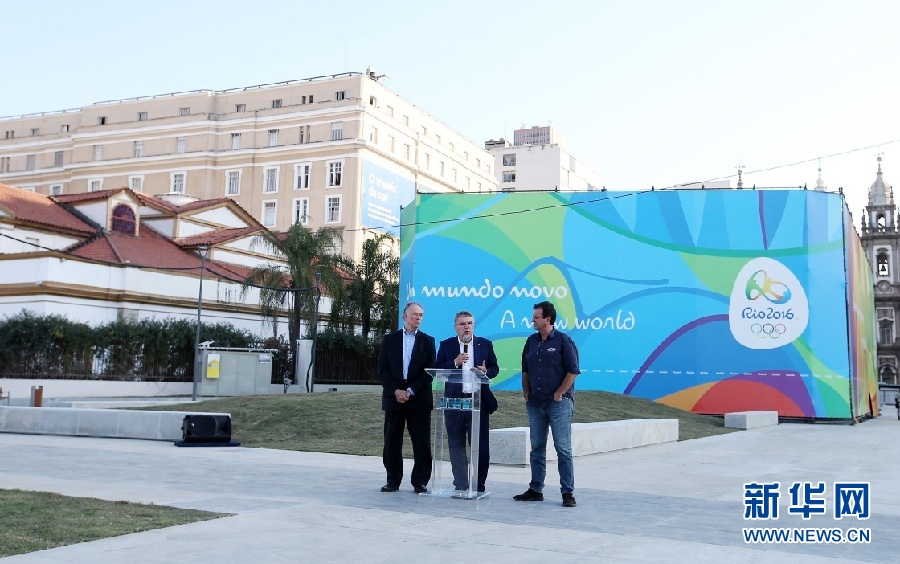 Bach conf&iacute;a en que R&iacute;o resolver&aacute; los problemas de la Villa Ol&iacute;mpica