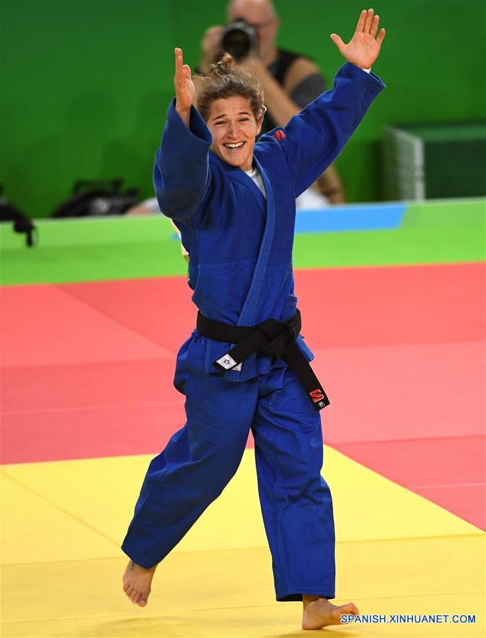 La judoca argentina Paula Pareto, quien gan&oacute; hoy el primer oro ol&iacute;mpico para Am&eacute;rica Latina en R&iacute;o de Janeiro, asegur&oacute; que "se dio algo so&ntilde;ado" con su victoria en la categor&iacute;a hasta 48 kilogramos.(Xinhua/Wu Wei)