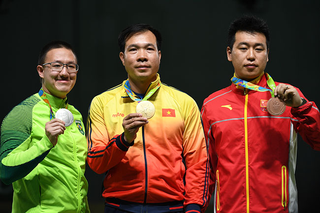 Hoang Xuan Vinh logra el primer oro para Vietnam