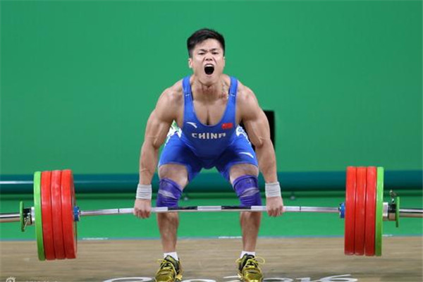 L&uuml; takes the silver medal.