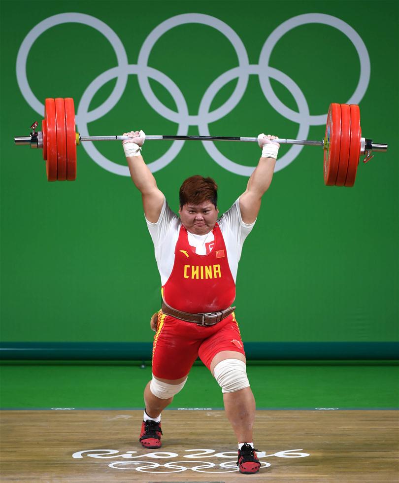 Meng Suping consigue oro para China en lenvantamiento de pesas femenino de +75 kgs