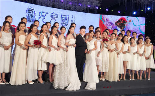 图：“女儿国”国民代表