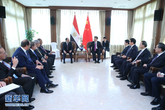 الرئيس الصيني يلتقي نظيره المصري قبيل قمة مجموعة العشرين