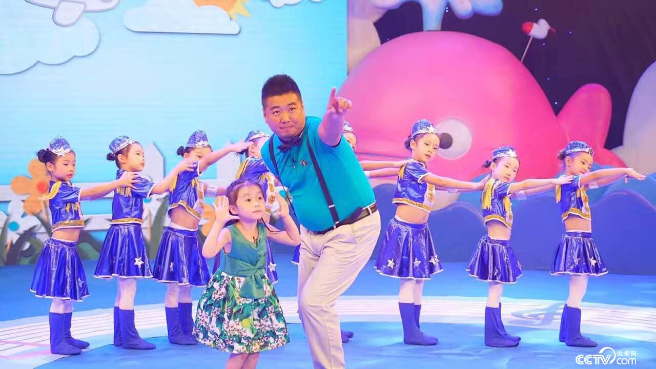 dafa888娱乐游戏下载 小宝贝大声唱 遮不住的光芒