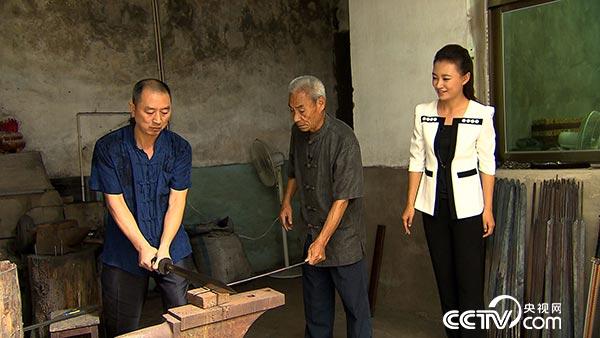 《流行无限》10月9日播出:《湛卢宝剑铸造大师 杨振条》