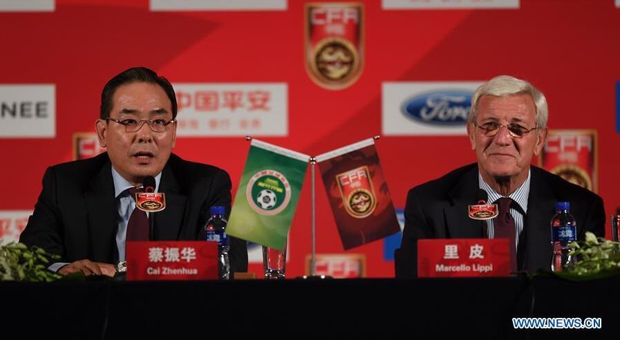 Marcello Lippi (R), newly appointed China