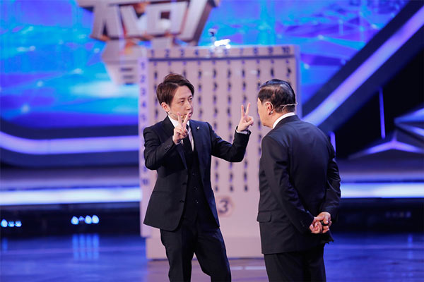 图:读心专家松明过招华人神探李昌钰,展开心