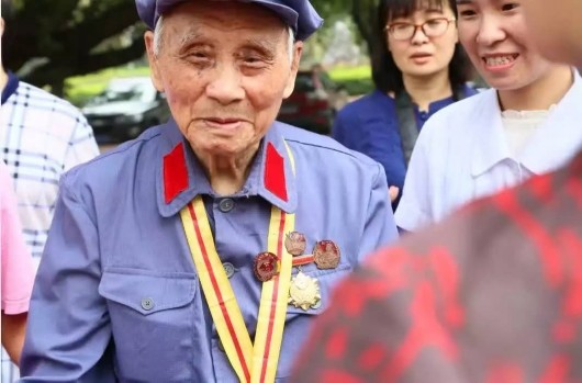 网媒记者领证一周年,难忘六场暴走大事件_