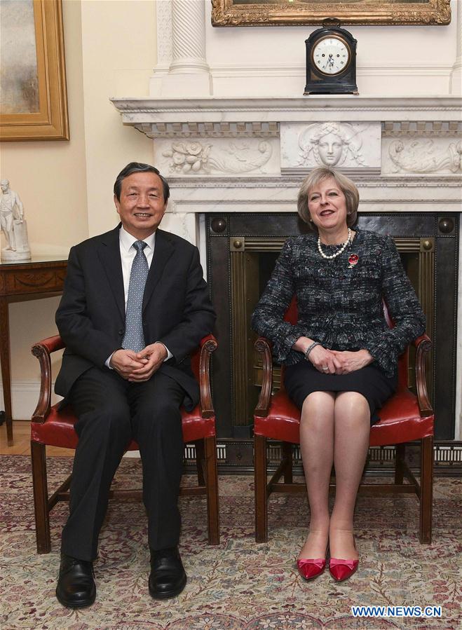British Prime Minister Theresa May (R) meets with Chinese Vice Premier Ma Kai in London Nov. 9, 2016. Britain remains "open for business" and committed to maintaining the "Golden Era" relations with China, Theresa May said on Wednesday. (Xinhua/Han Yan)