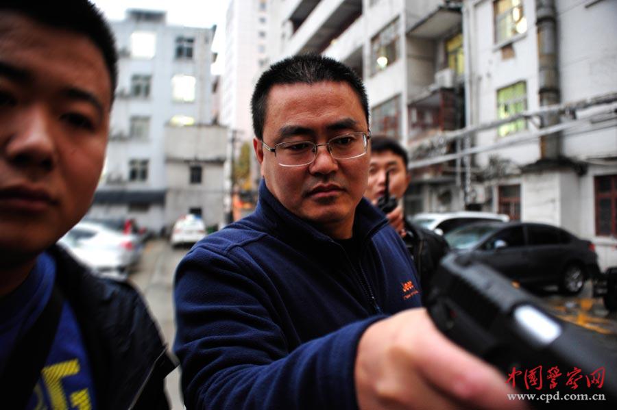 封东磊:刑侦尖兵更是重案终结者_新闻频道_