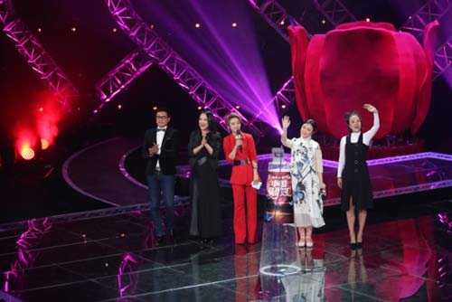 赵一颐放歌《中国情歌汇》分享情歌背后的故事