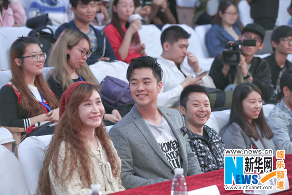 陈赫主持《拜托了衣橱》 搭档谢娜搞时尚_综